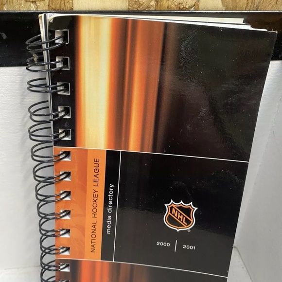 2000-2001 NHL Media Guide Set 30 teams Rule book media directory Leafs Red wings - Picture 7 of 10